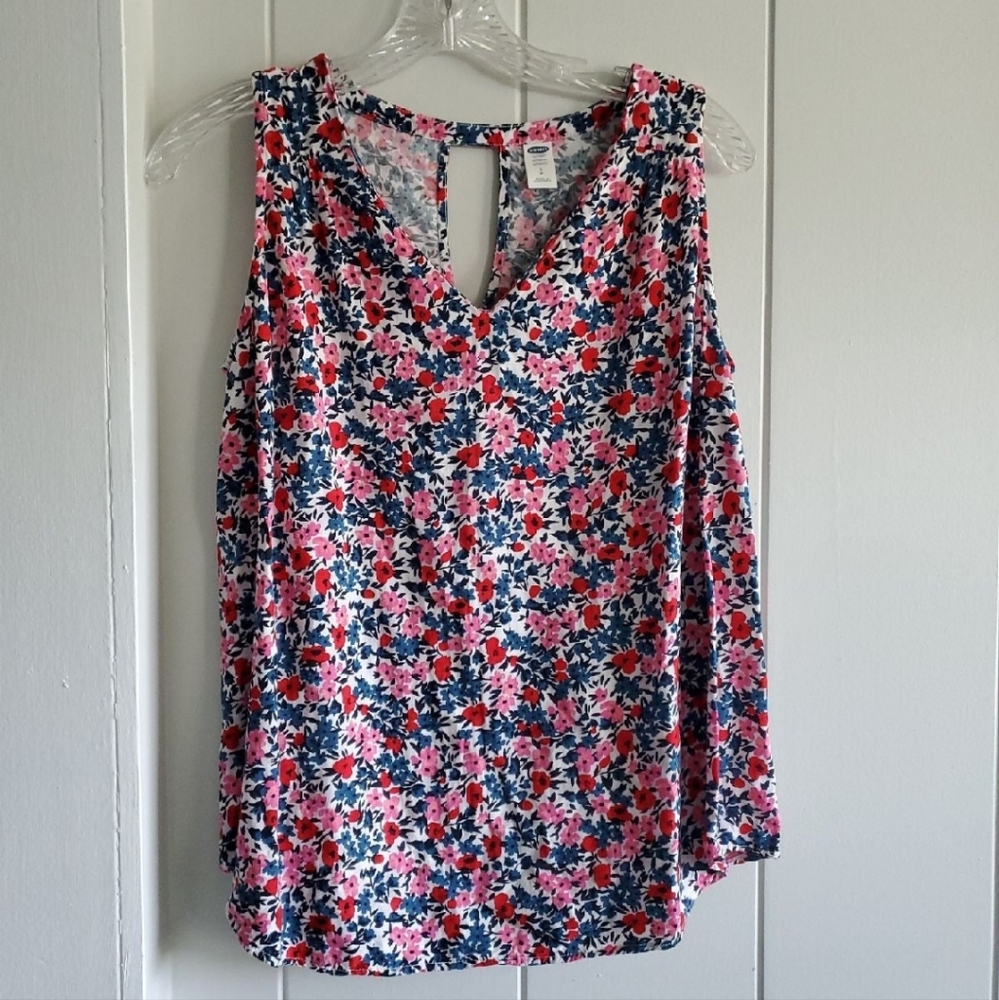 Old Navy Maternity top